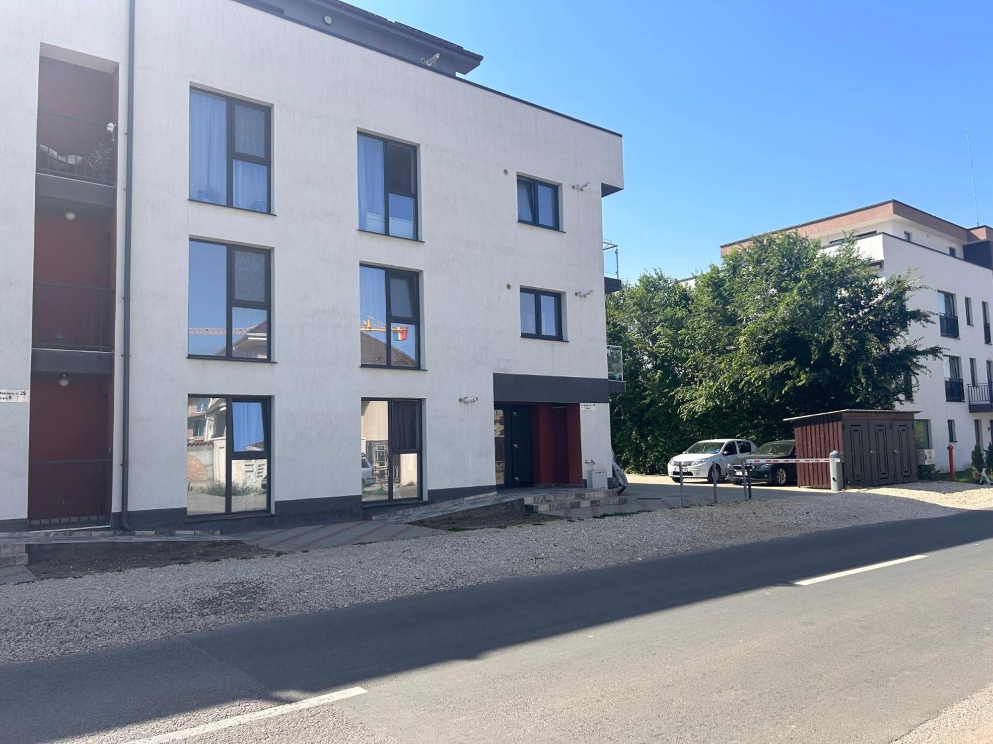 Divany Apartaments Brasov - Coresi Mall المظهر الخارجي الصورة